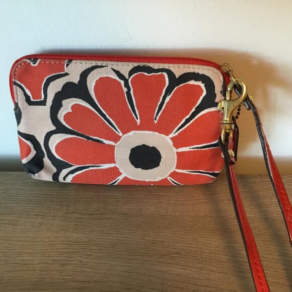 Coach Red Floral Wristlet - Picture 3 of 10